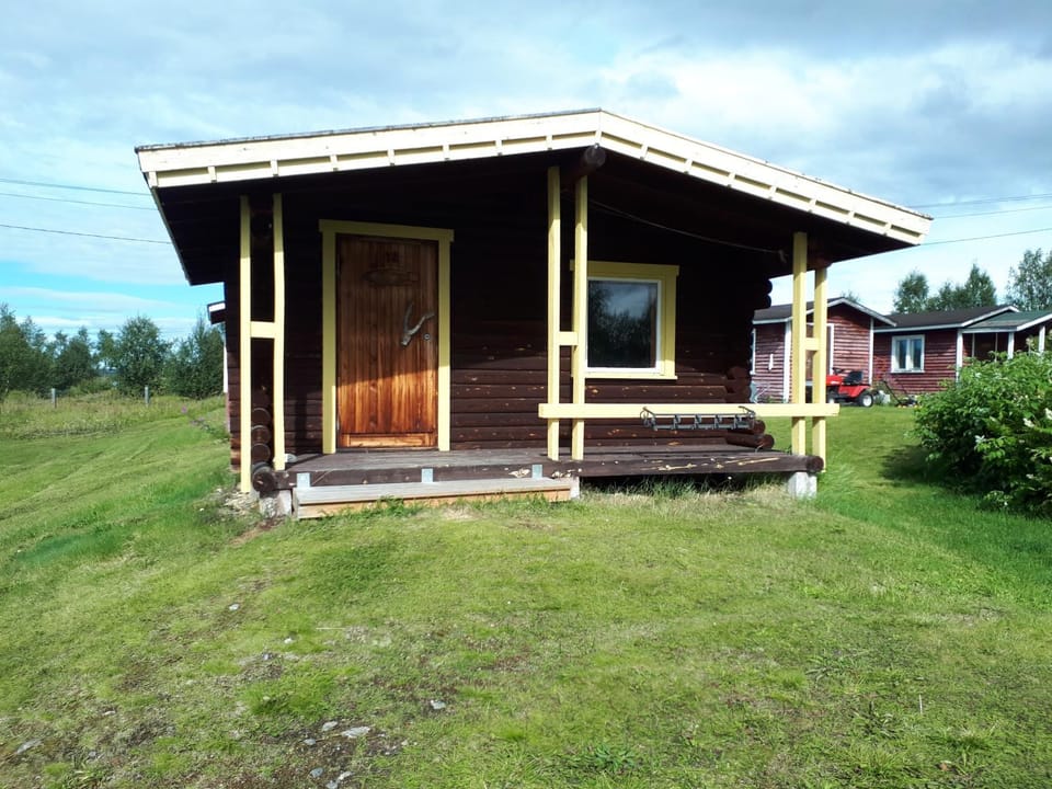 Lätasenonmajat Campground/ 
RV Resort in Lapland