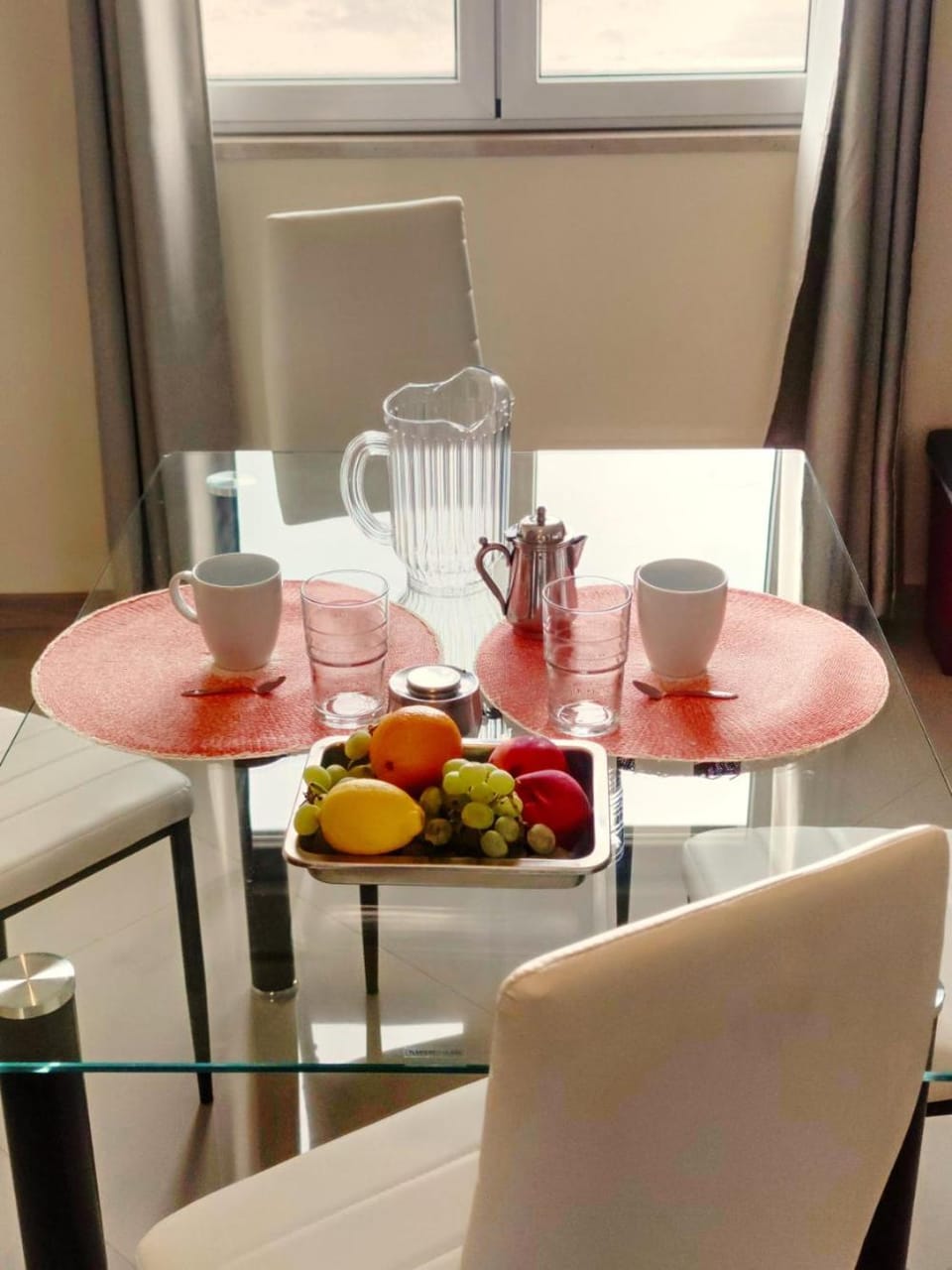 Dining area, Breakfast