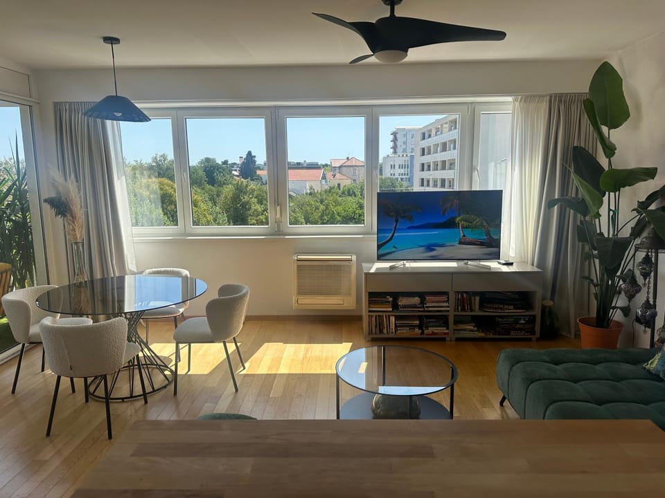 Avantgarde suite 5 min walk beach&old town Apartment in Zadar