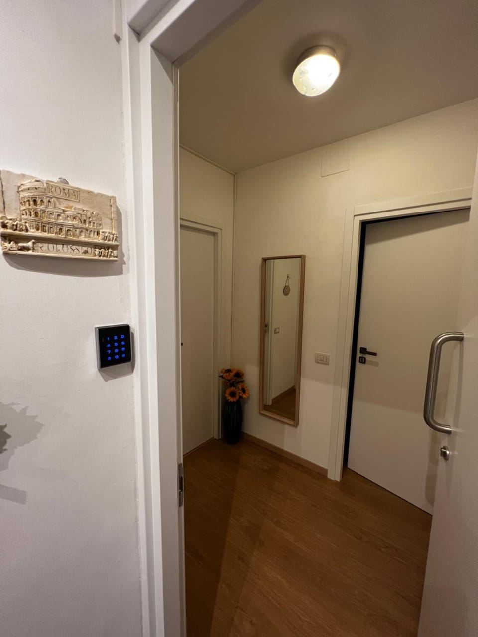 Roma Vatican's Room Apartment in Rome