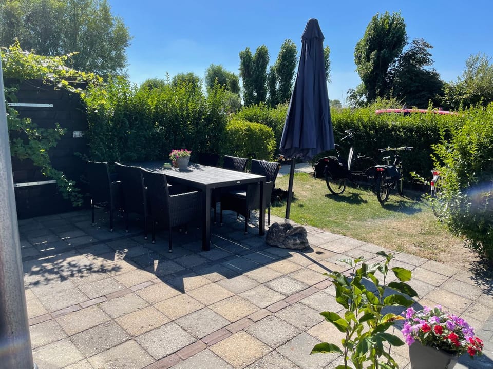 Garden, Balcony/Terrace