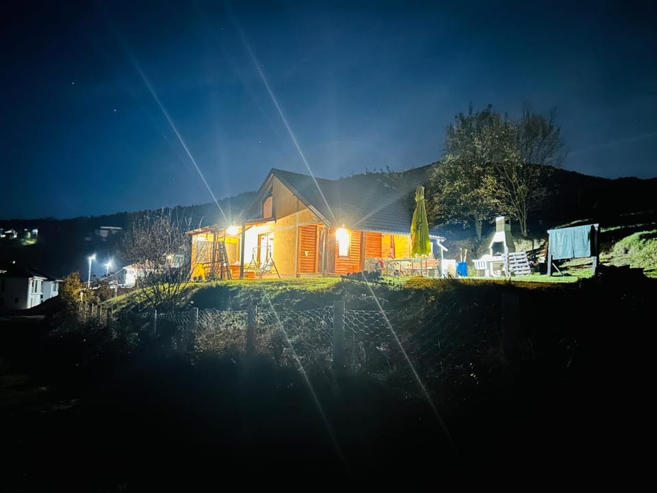 Log cabin Cabin in Federation of Bosnia and Herzegovina