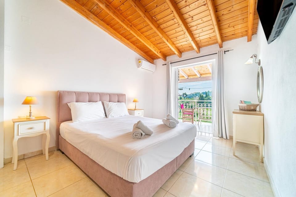 Property building, Living room, Bedroom