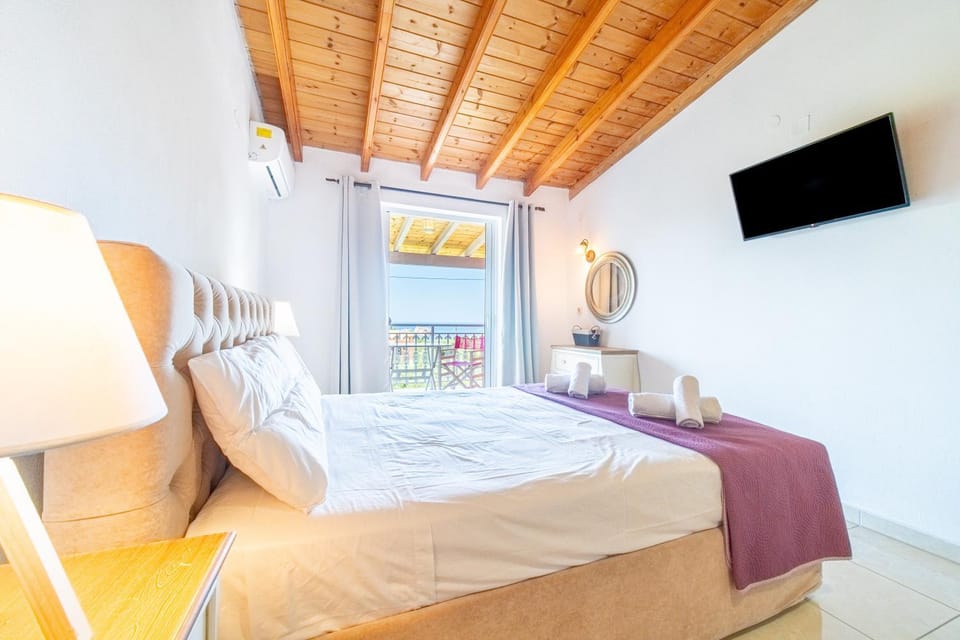 Property building, Living room, Bedroom