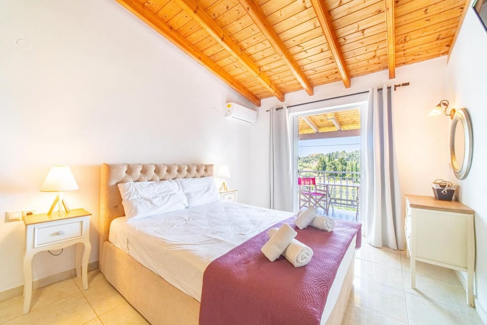 Property building, Living room, Bedroom