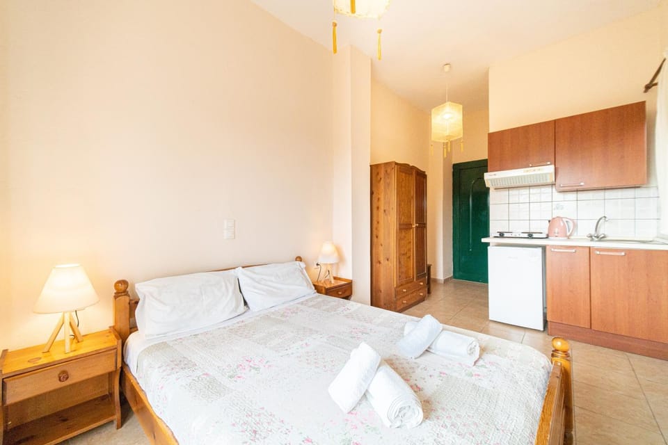 Property building, Living room, Bedroom