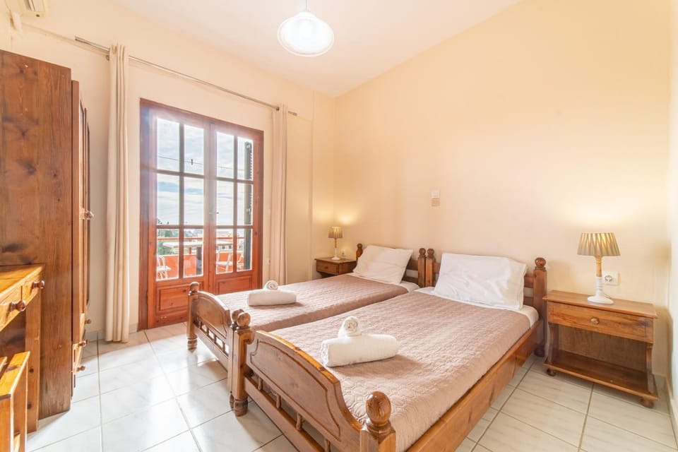 Property building, Living room, Bedroom