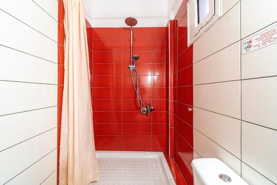 Bathroom, Living room