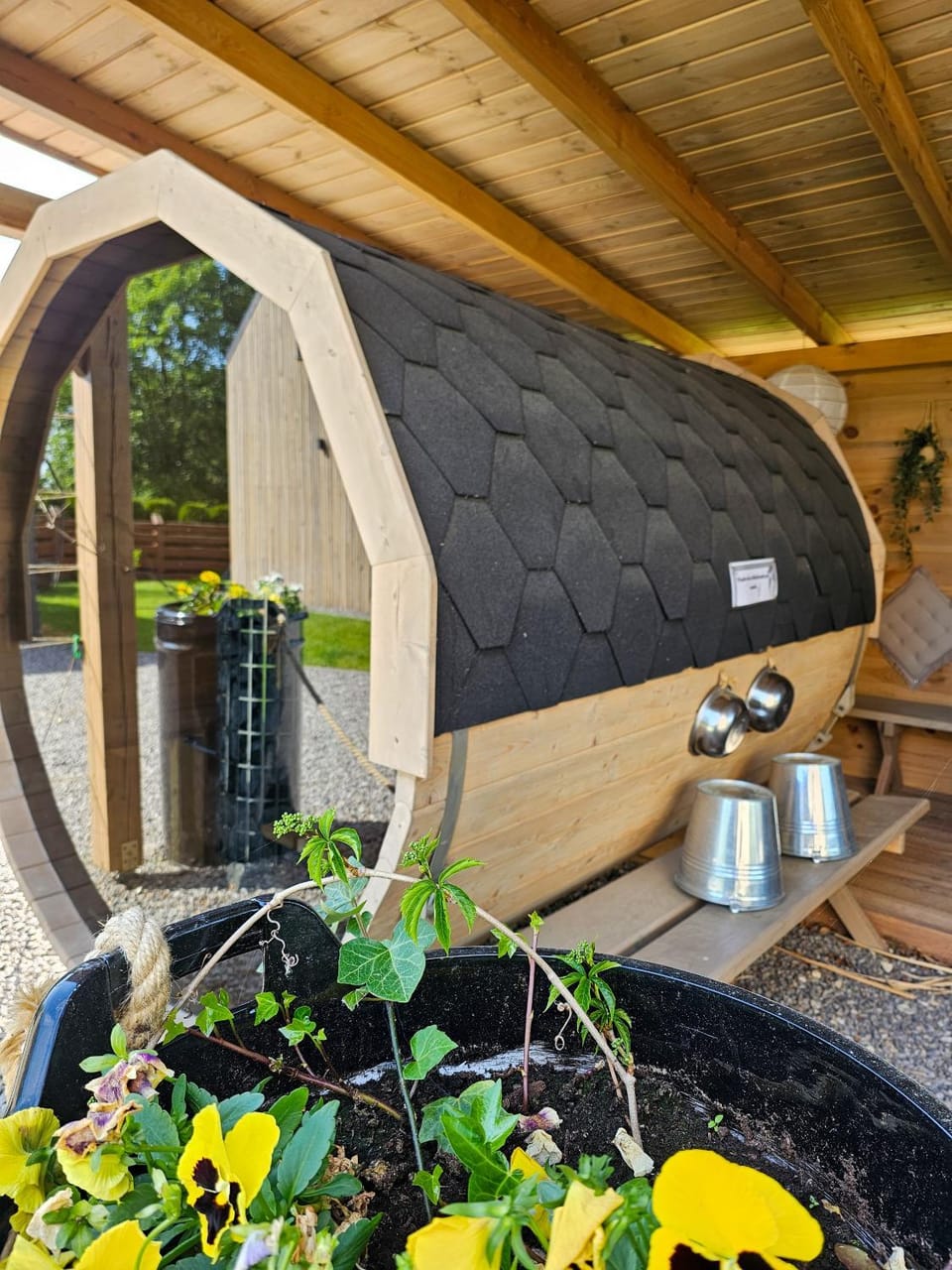 BBQ facilities, Garden, Sauna, Seating area