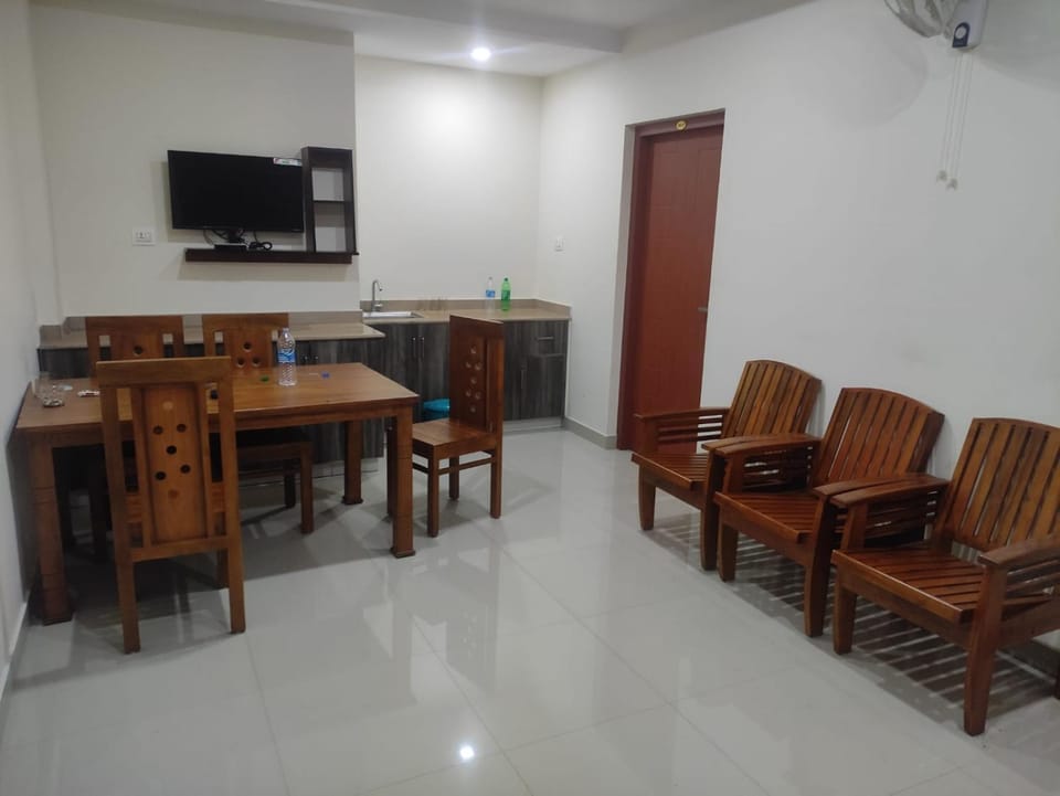 PMS Dhabi Residency Hotel in Kerala