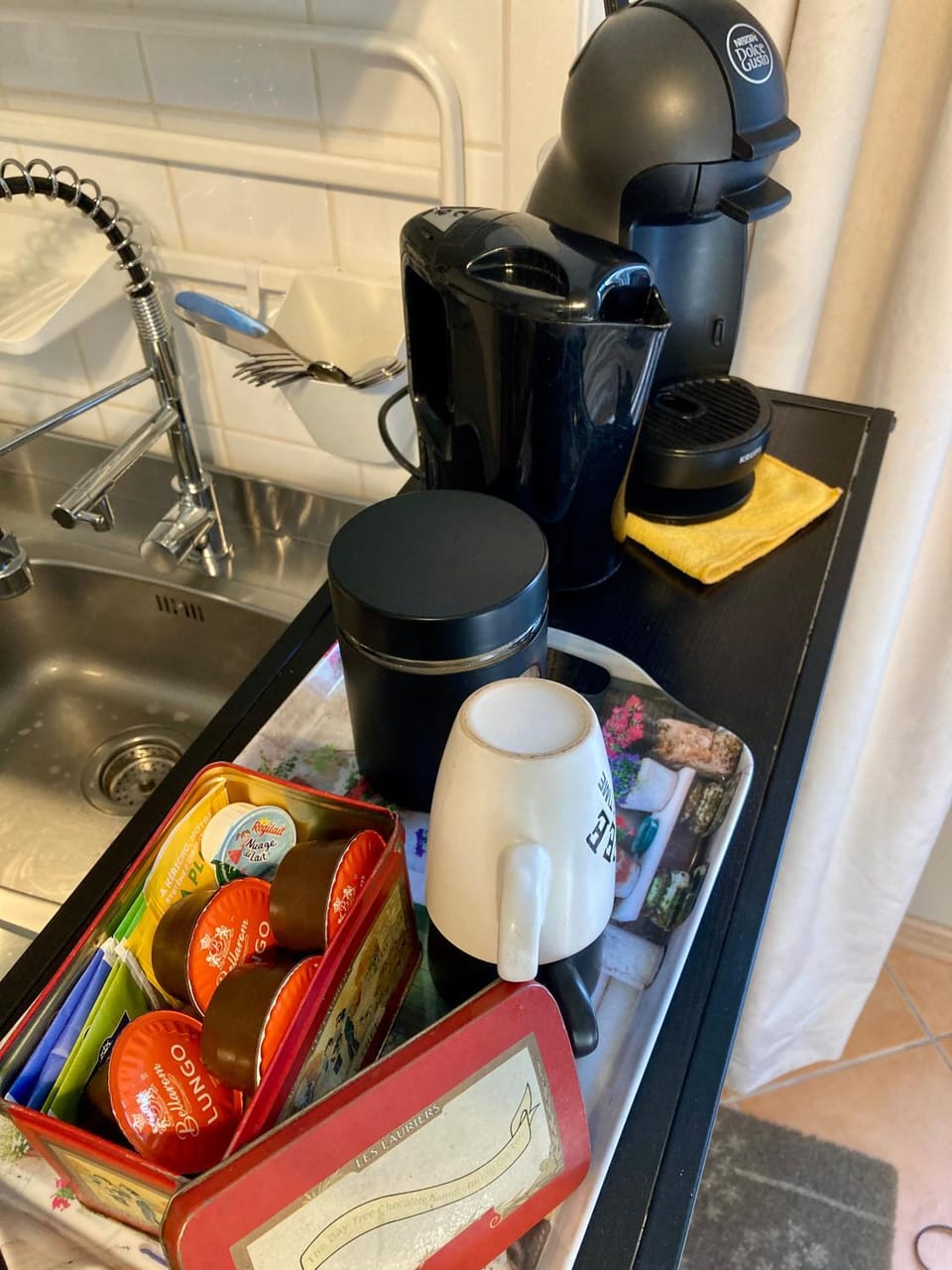 Coffee/tea facilities, Kitchen or kitchenette