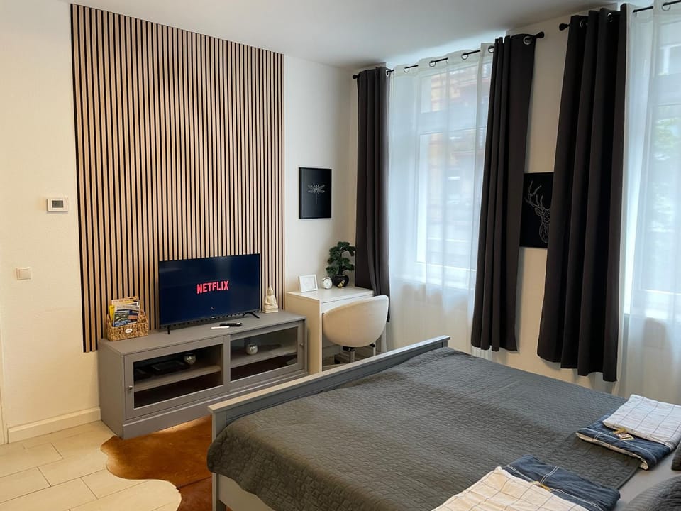TV and multimedia, Bedroom