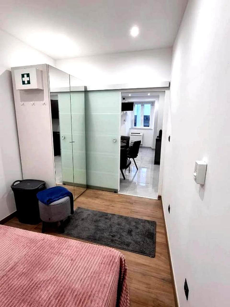 Bed, Photo of the whole room, Bedroom, wardrobe