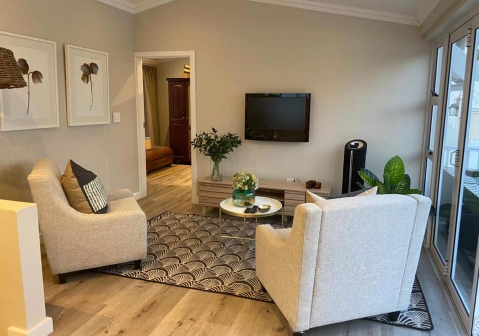Lounge or bar
