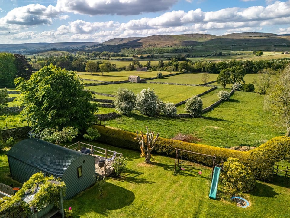The Hut in the Orchard @ Yorecroft Apartment in Aysgarth