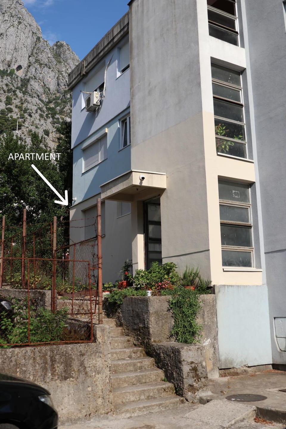 Property building, Facade/entrance