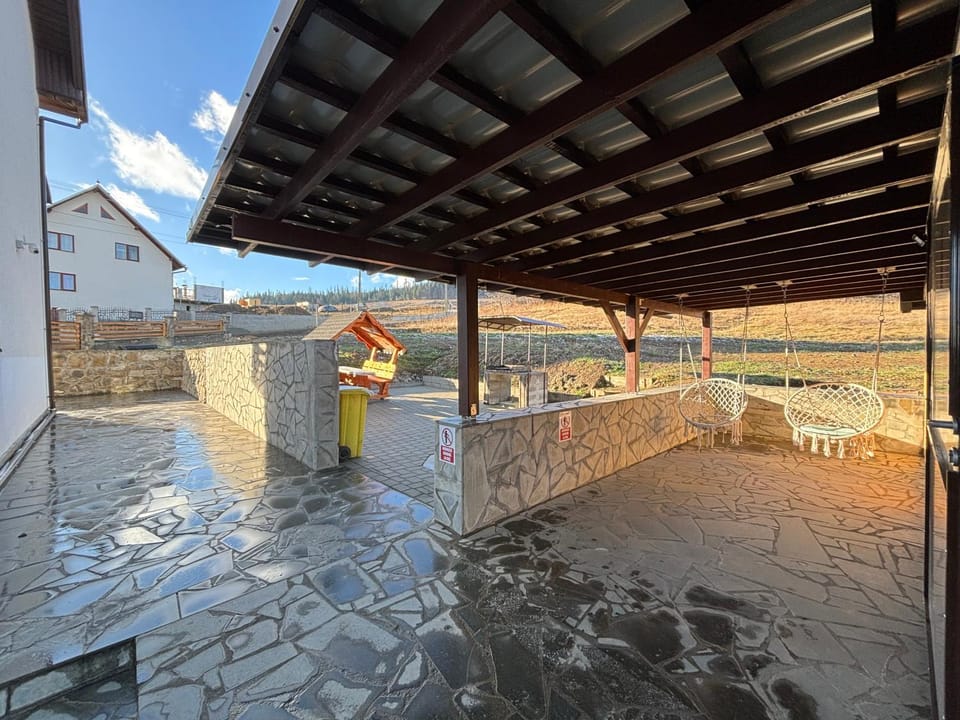 Pensiunea Solca Bed and Breakfast in Romania