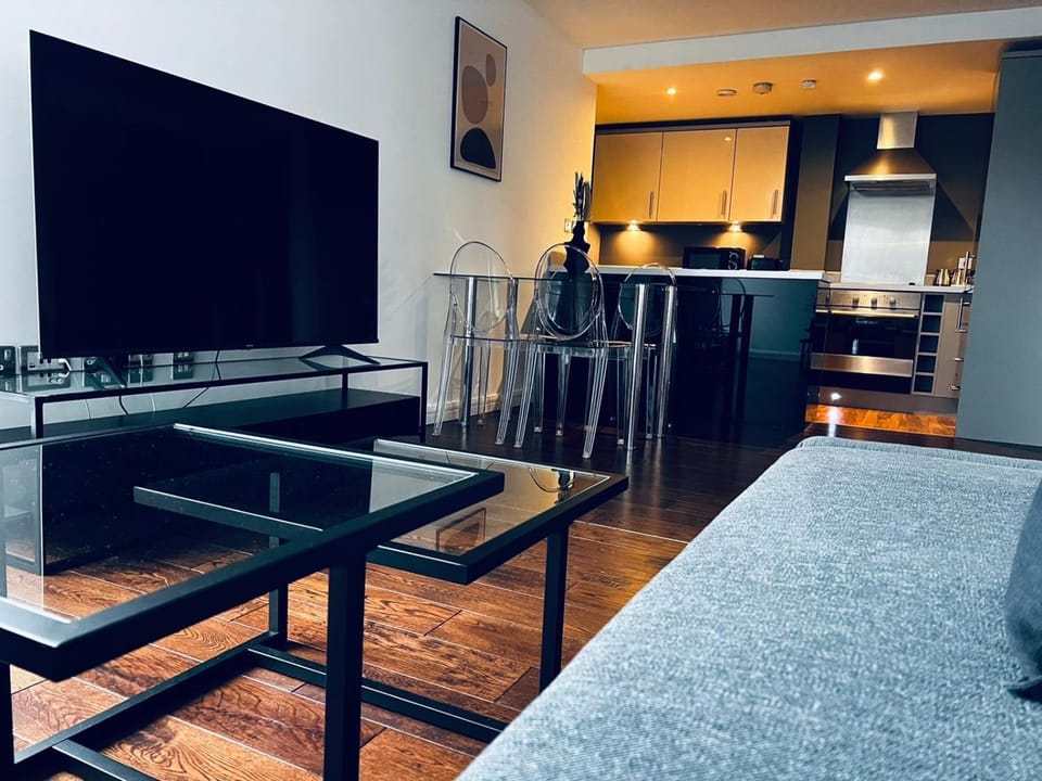 2 Bedroom Penthouse Birmingham Apartment in Birmingham