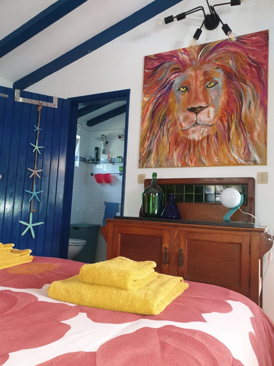 Sondela Self Catering Chalet in Portugal