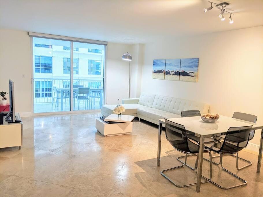 Condo in Brickell Business District Apartment in Brickell