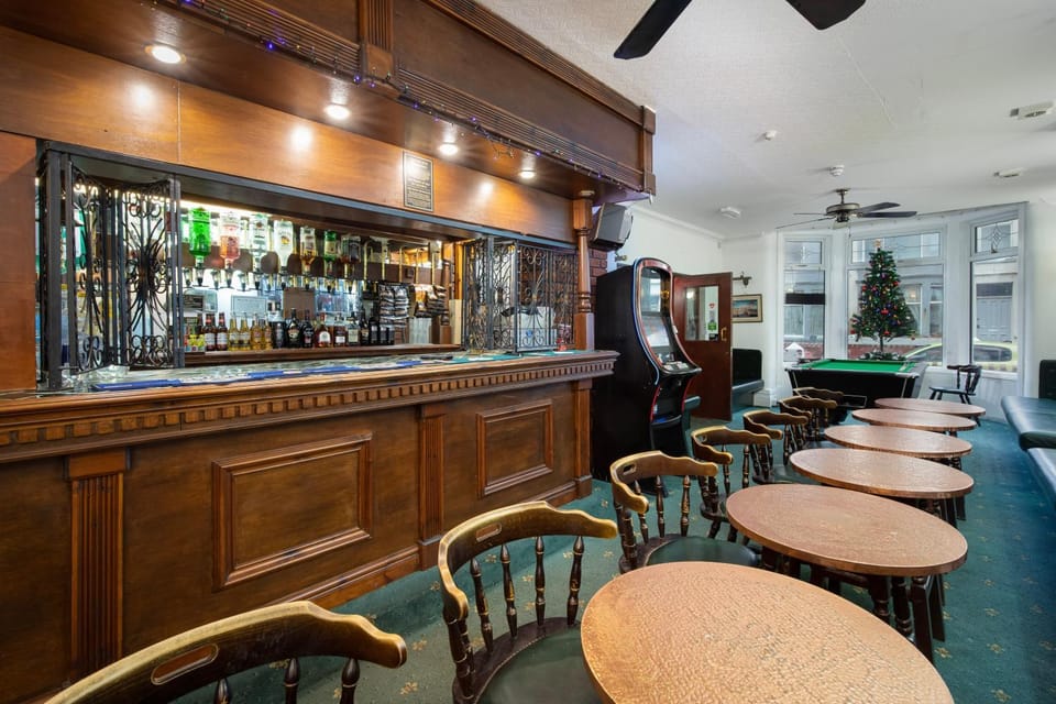 Game Room, Lounge or bar, Drinks