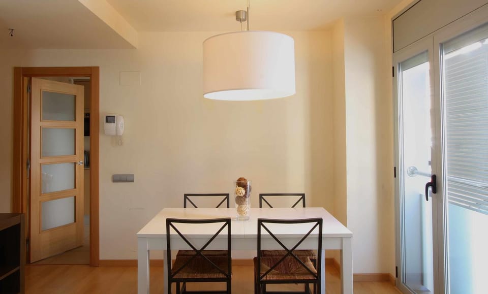 Mazi Apartments Downtown Apartment in Mataró