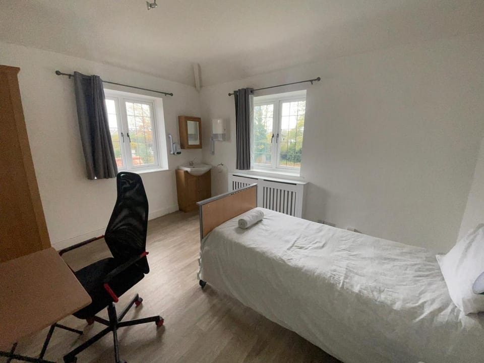 Canford house on Westbury on Trym Bed and Breakfast in Bristol