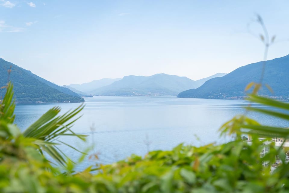 Swiss Blue Residence. Apartment Lake Paradise Apartment in Canton of Ticino