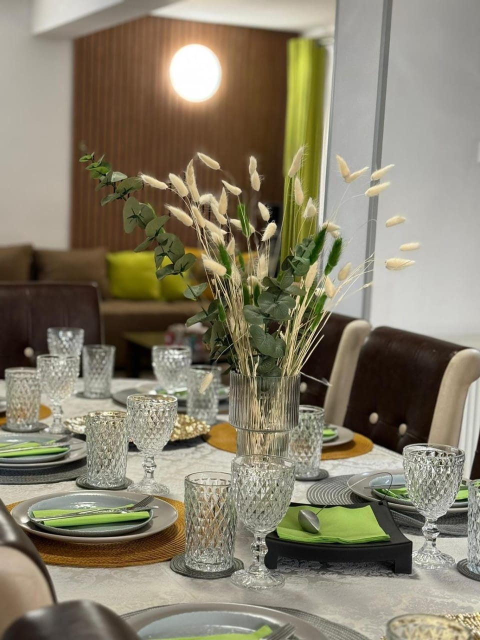 Living room, Dining area