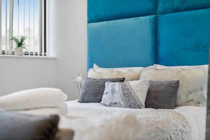 Marble DELUXE - City Centre Apt- Parking & Wifi Apartment in Maidstone