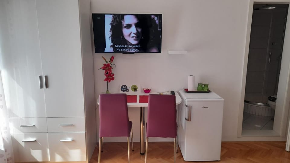 Rooms Miletic near the Palace Bed and Breakfast in Split