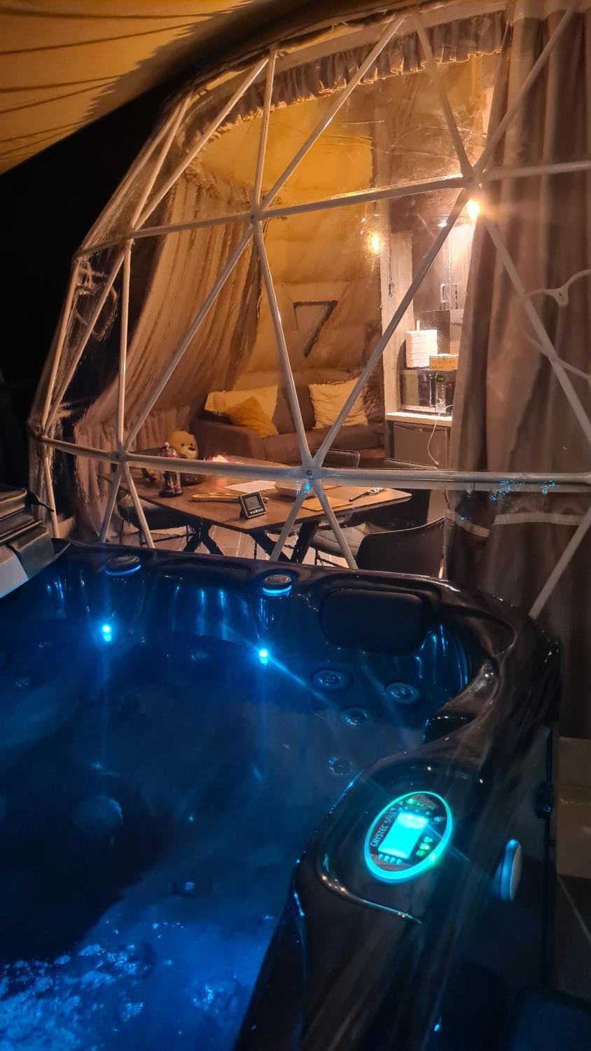 Hot Tub