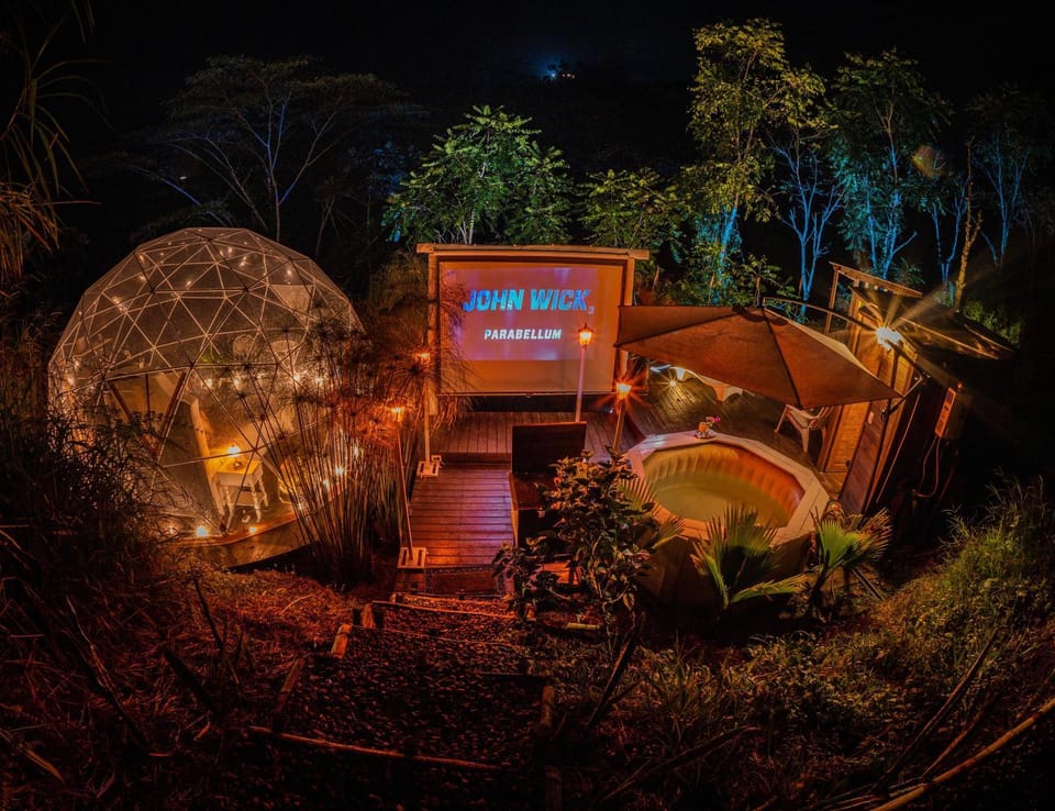 Night, Hot Tub, Hot Tub, TV and multimedia