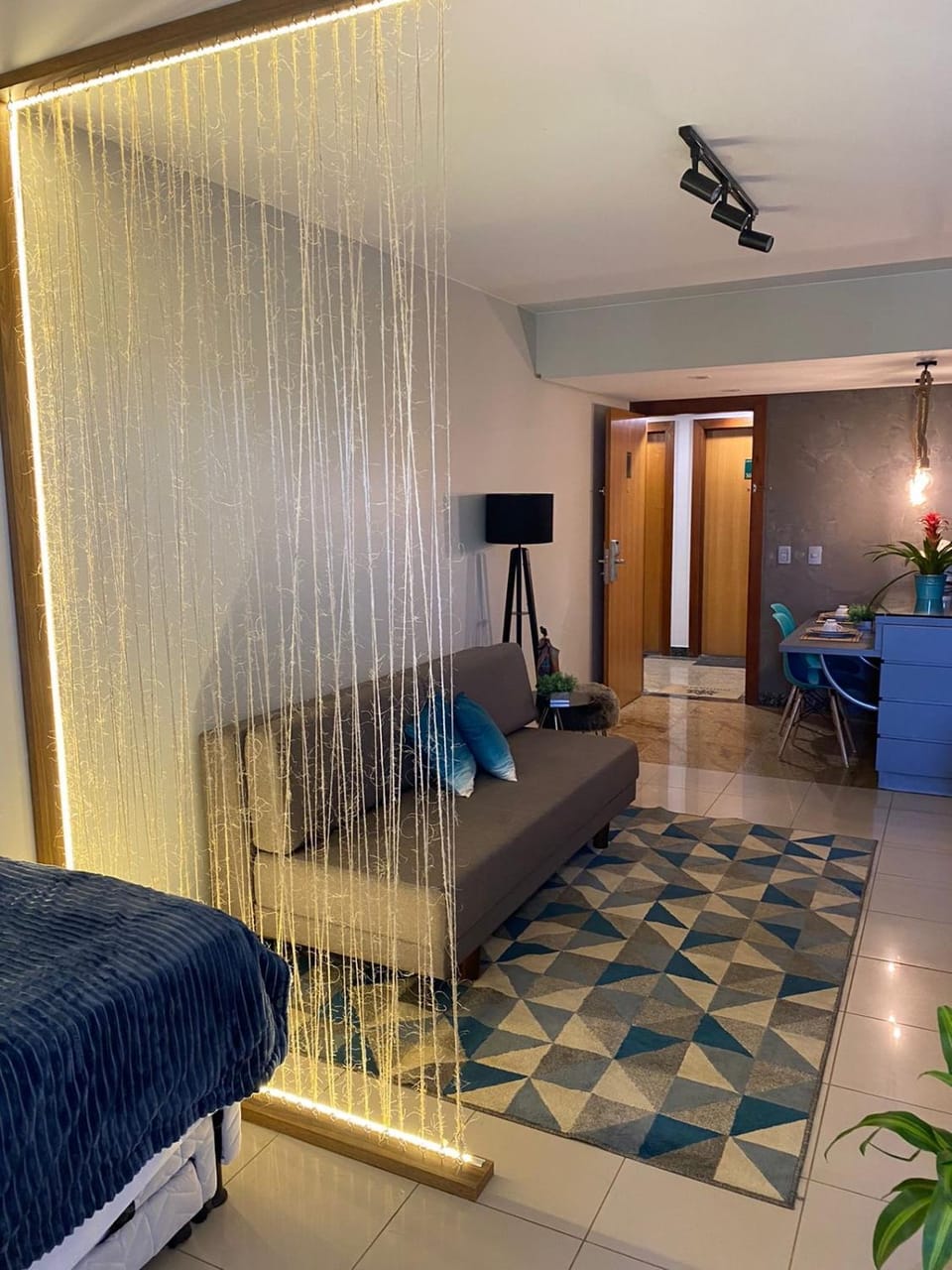 Lindo Apart Lake Side com banheira Apartment in State of Goiás