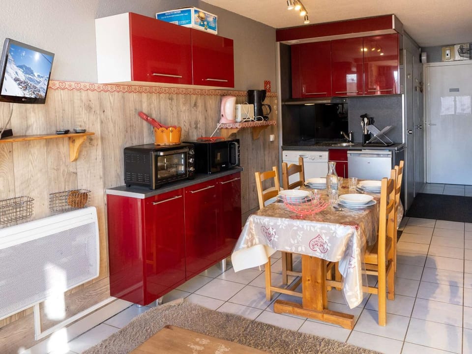 Charmant Apt 4 pers, cœur Val Thorens, 28m², Ski-in/ski-out, Confort & Commodités - FR-1-637-38 Apartment in Les Allues