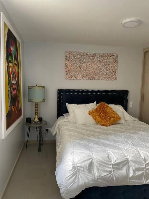 New Lovely 3 bedroom condo with an AWESOME view! Apartment in Bello