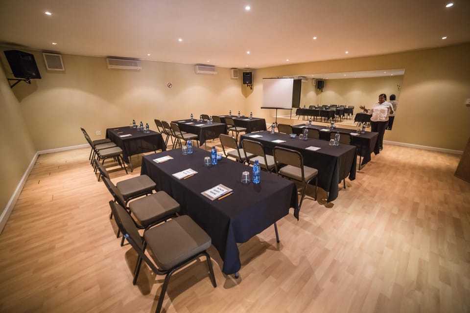 Meeting/conference room