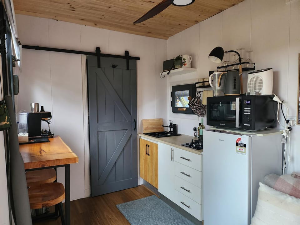 Coffee/tea facilities, Kitchen or kitchenette