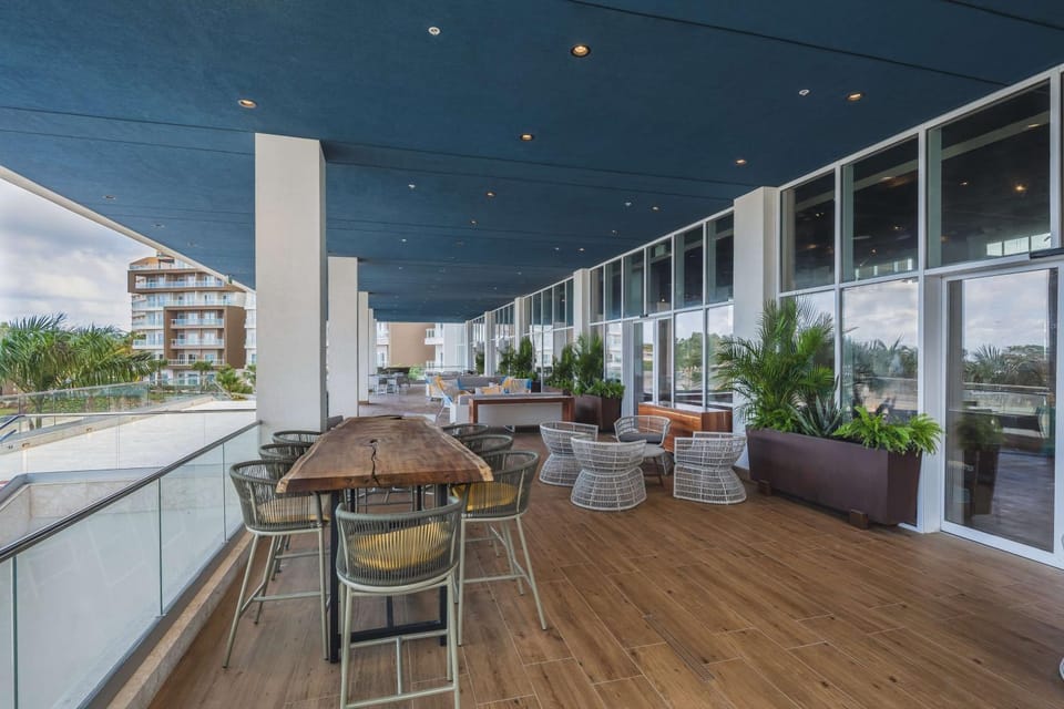 Patio, Restaurant/places to eat