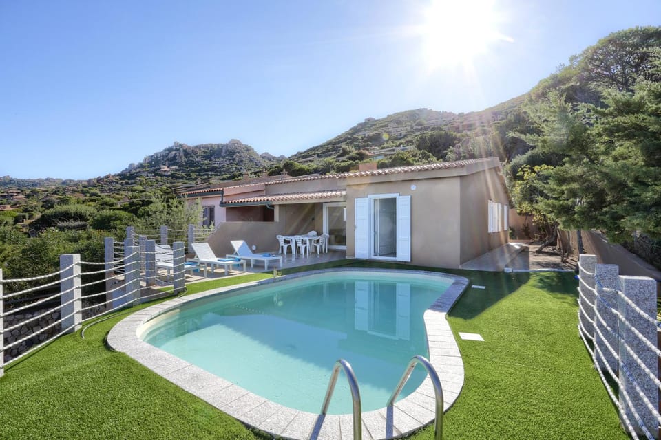Property building, Patio, Natural landscape, Garden view, Mountain view, Pool view, Swimming pool, sunbed