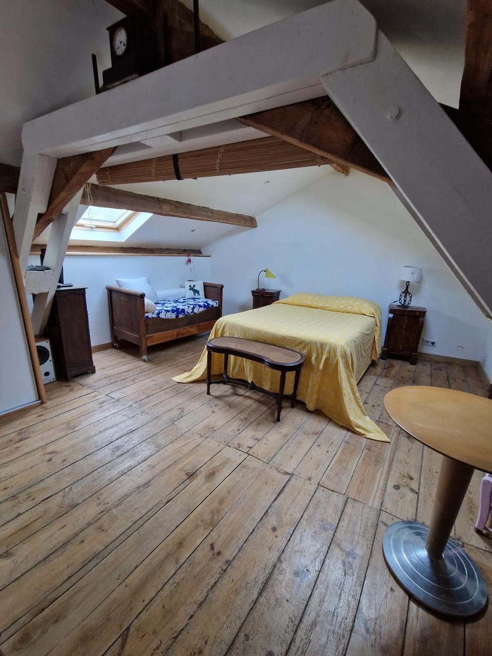 Property building, Living room