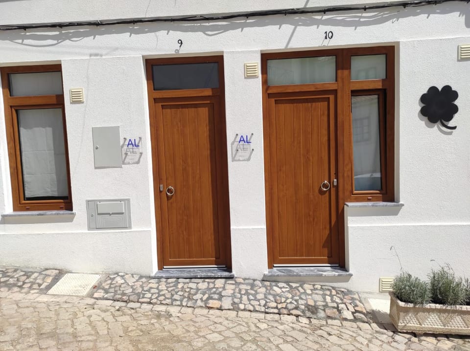 7 Trevos Houses B Apartment in Setubal District