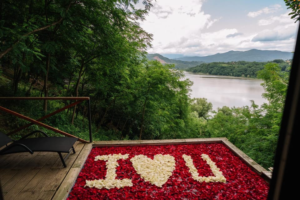 Day, Natural landscape, View (from property/room), Balcony/Terrace, Garden view, Lake view, Mountain view, Swimming pool