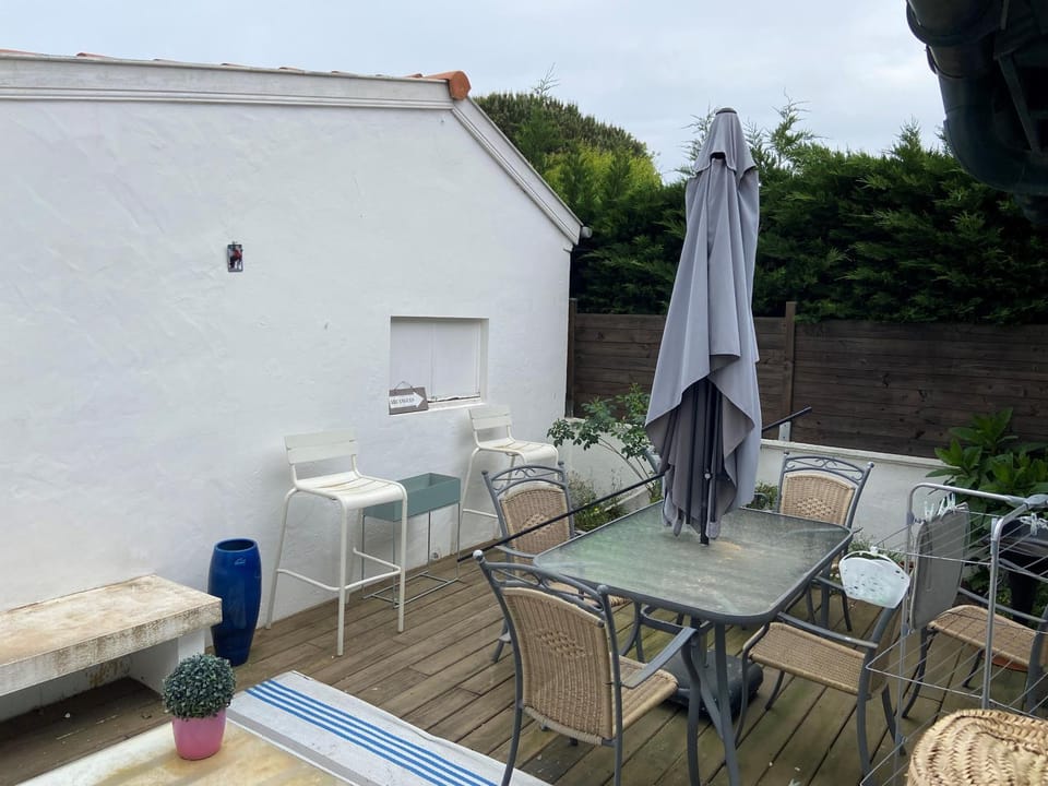Agréable maison de ville avec une belle terrasse Apartment in Anglet
