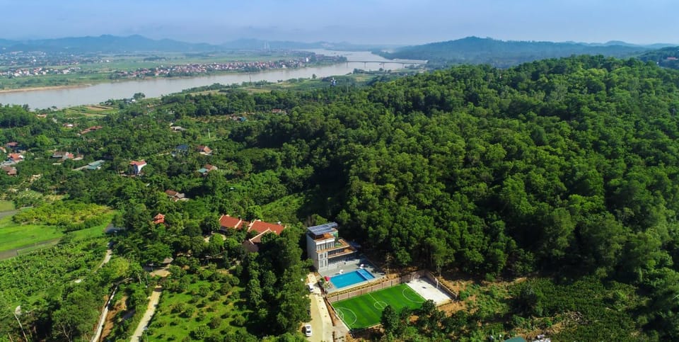 Property building, Natural landscape, Bird's eye view