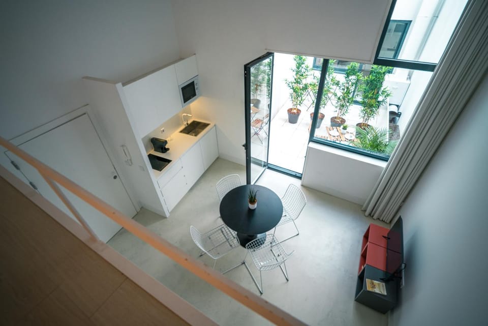 Kitchen or kitchenette, Living room