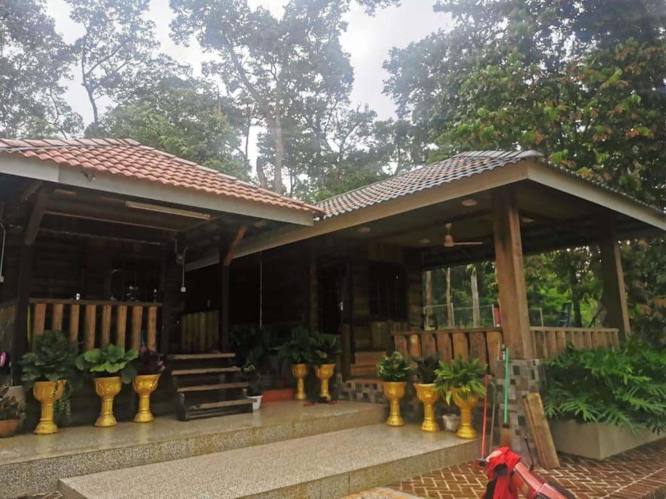 HOMESTAY DUSUN ANA BALUN Vacation rental in Selangor, Malaysia