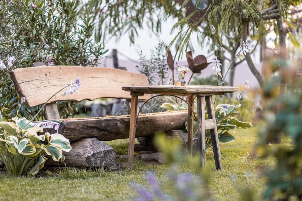Restaurant/places to eat, Garden