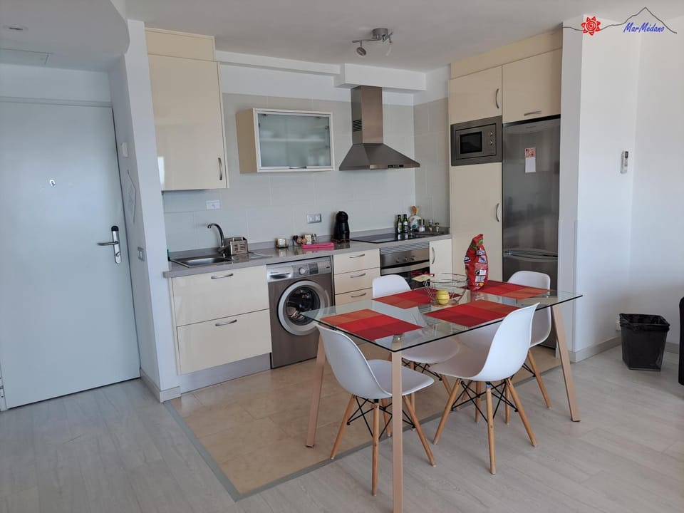 Kitchen or kitchenette, Dining area, stove, kitchen