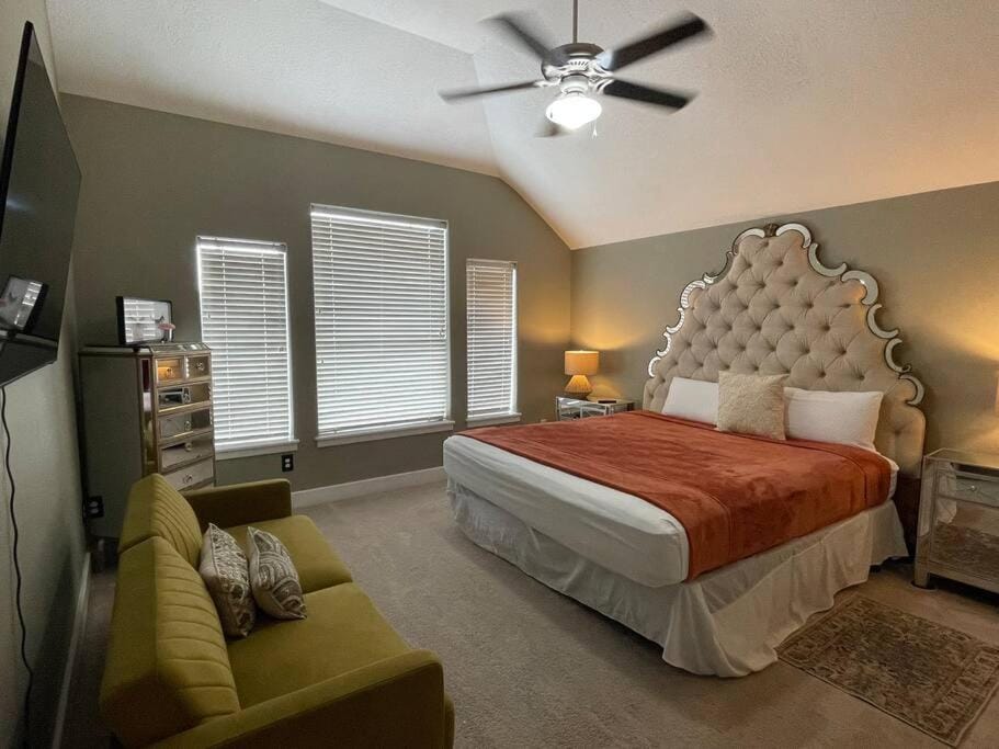 WANDERLUST villa near GALLERIA MALL Villa in Houston